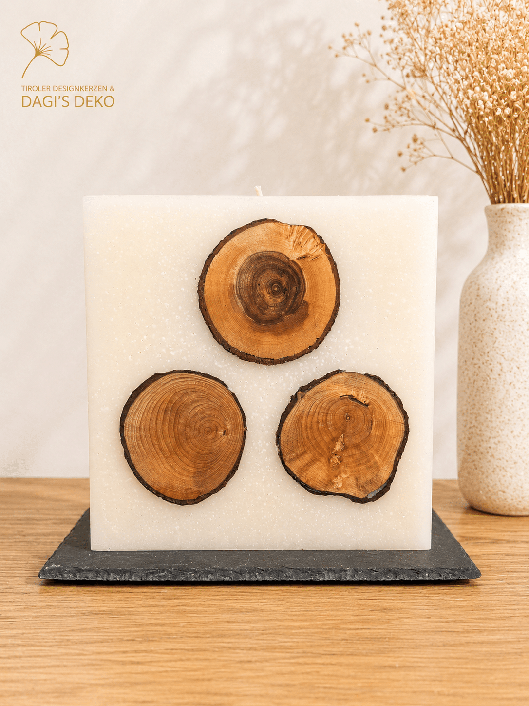 Kerze mit eingegossenem Holz