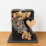 Holzherz mit blüten