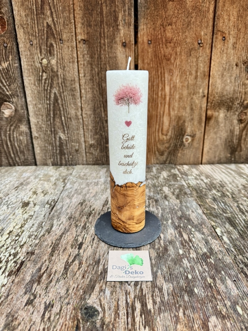 Kerze mit rosa Lebensbaum