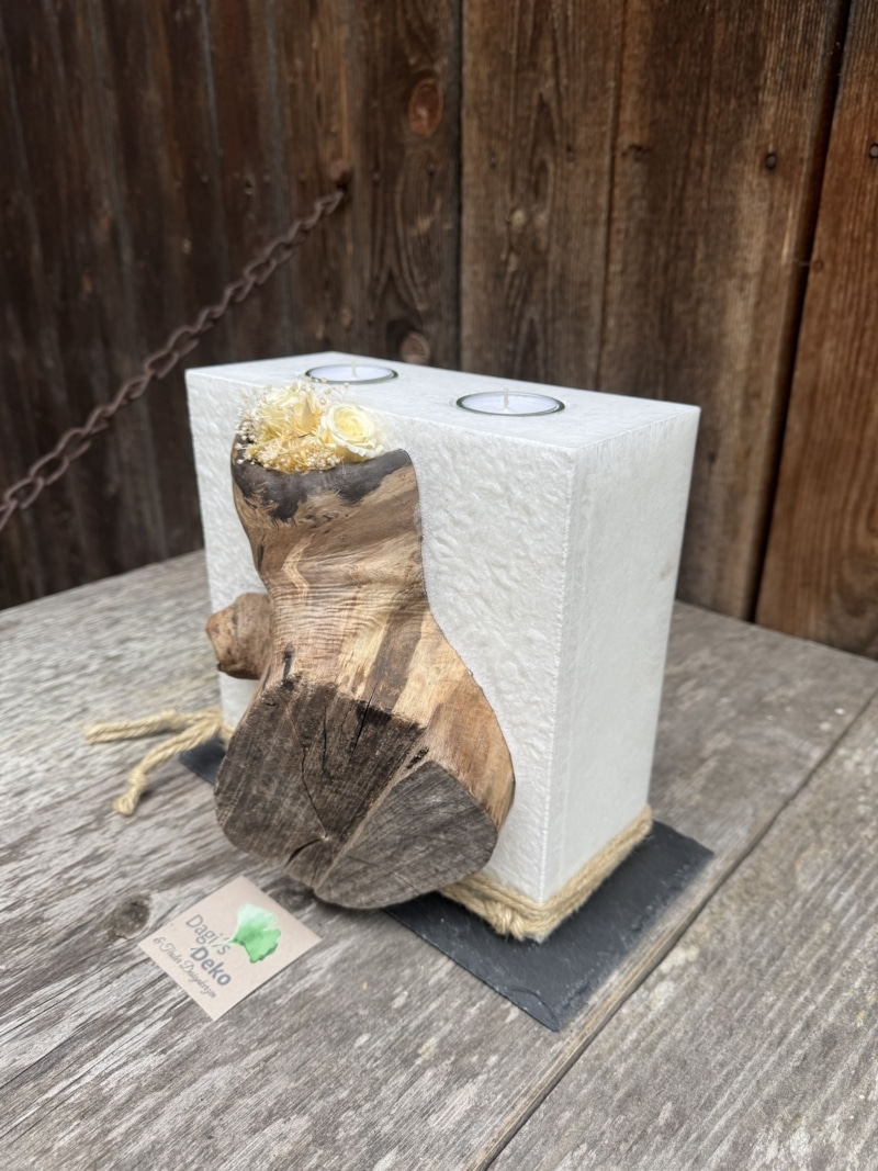 Hochzeitskerze mit Holz und Blumen – Bild 2