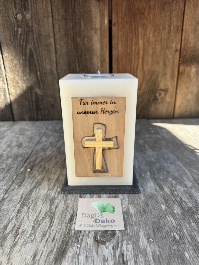 Trauerkerze mit Spruch und Kreuz