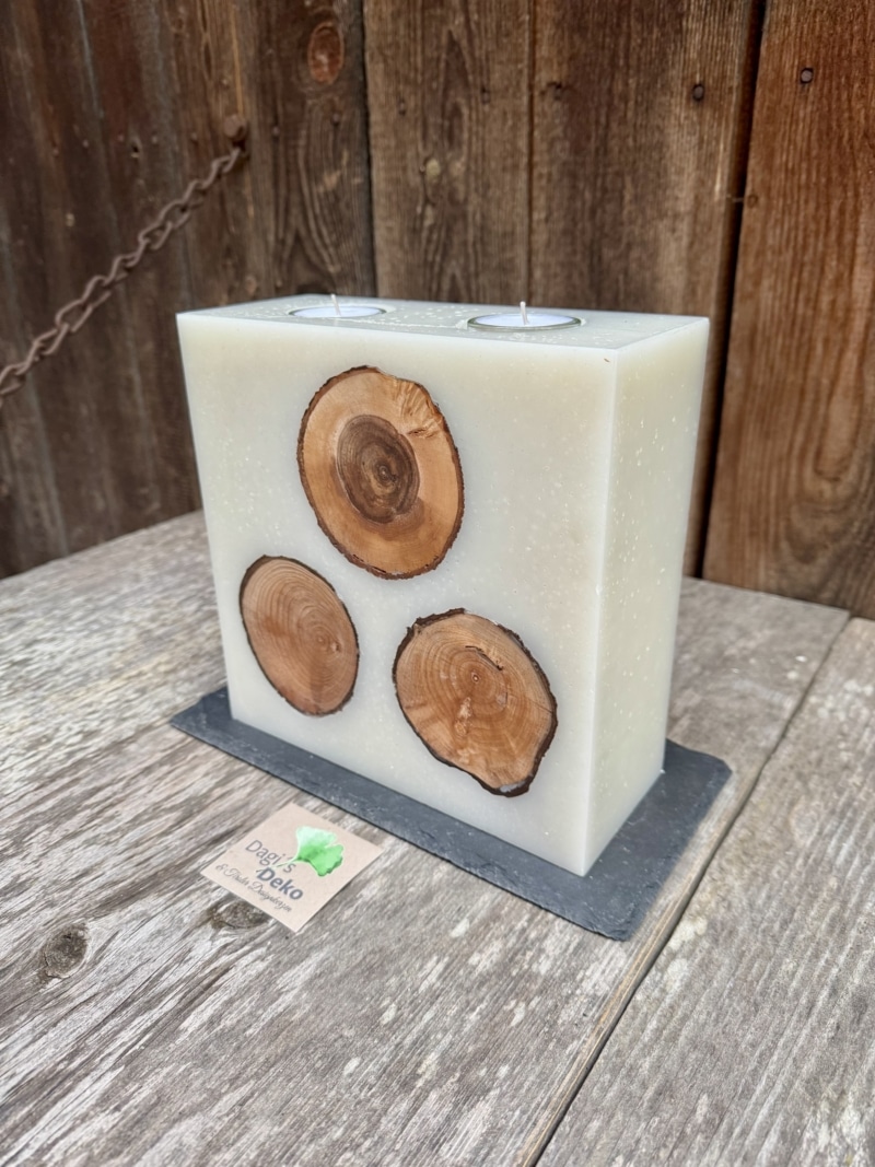 Kerze mit eingegossenem Holz – Bild 2