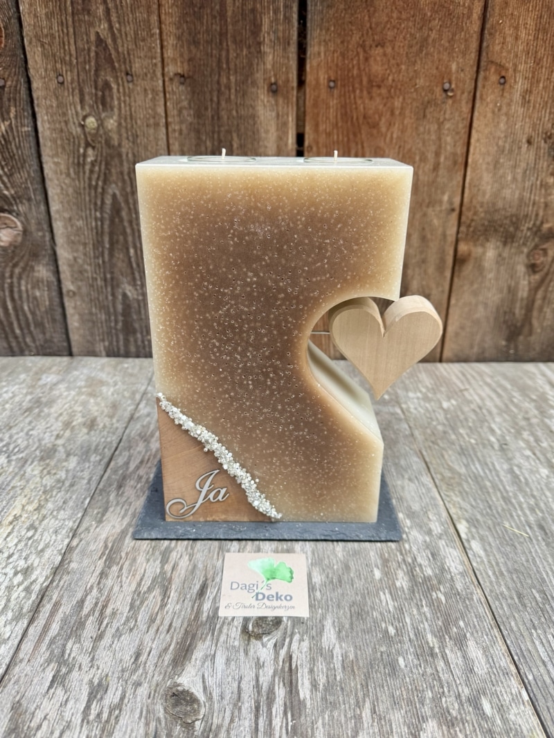 Hochzeitskerze mit Holzherz